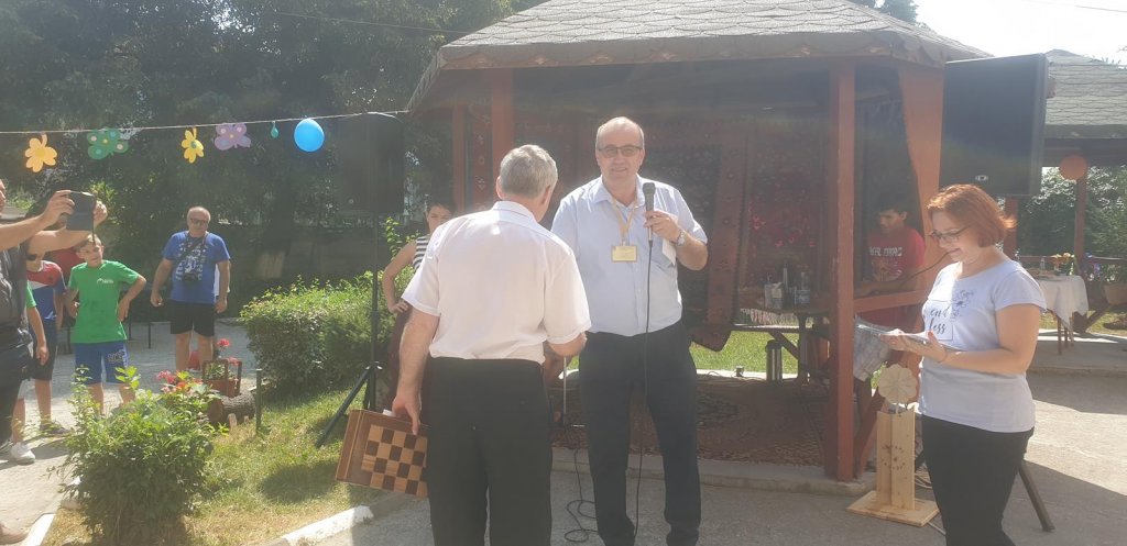 socializarea-nu-cunoaste-varsta-8