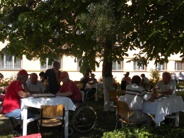 socializarea_nu_cunoaste_varste3